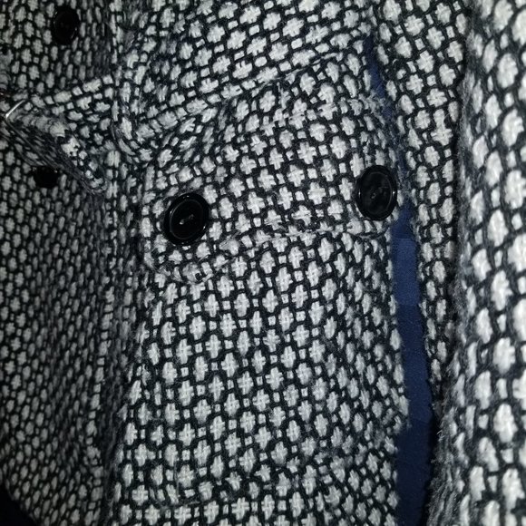 BCXgirl Black & White Wool Coat Sz XL/M - Picture 4 of 12